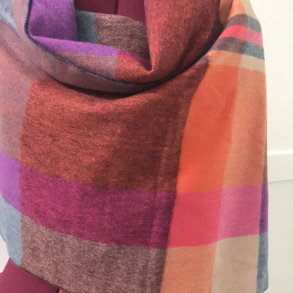 NWOT Pretty Persuasions Oversized Colourful Scarf Wrap - Picture 2 of 8